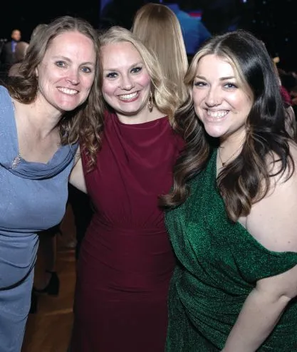 These MVPs from Kimball Midwest are all smiles. PHOTOGRAPHY BY HUGHES FIORETTI PHOTOGRAPHY