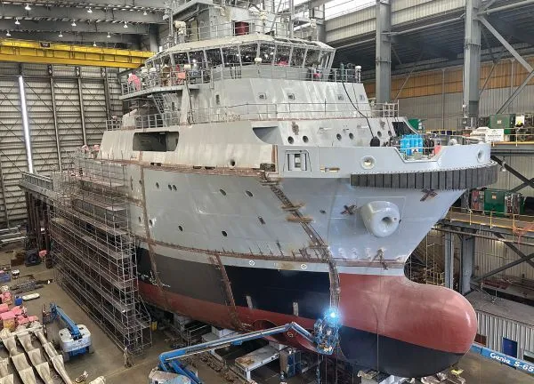 ANCHORS AWEIGH // Shipbuilder combines skilled personnel with quality ...