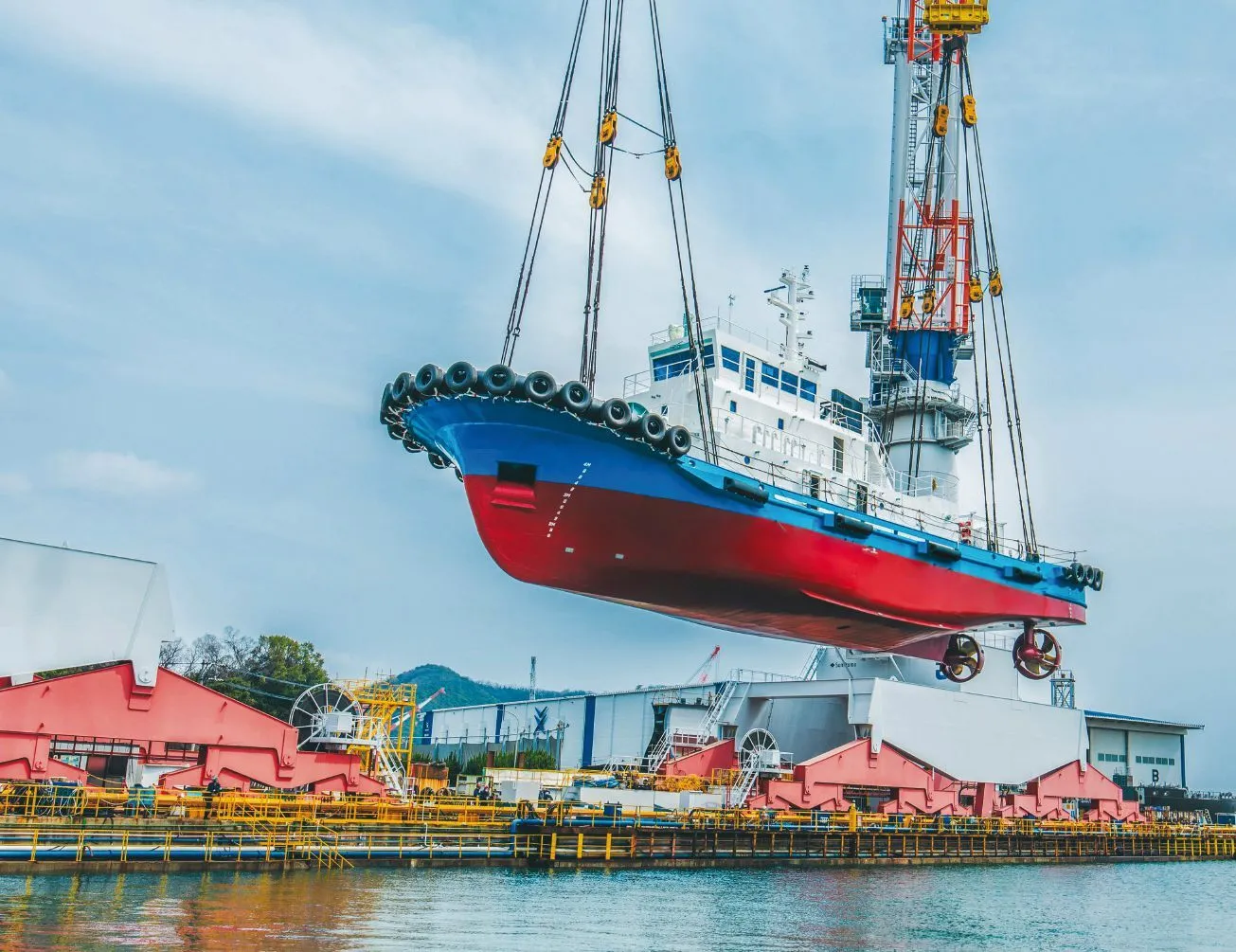 The tugboat is powered by twin 12-cylinder hydrogen dual-fuel engines. The project will also inform development of future vessels